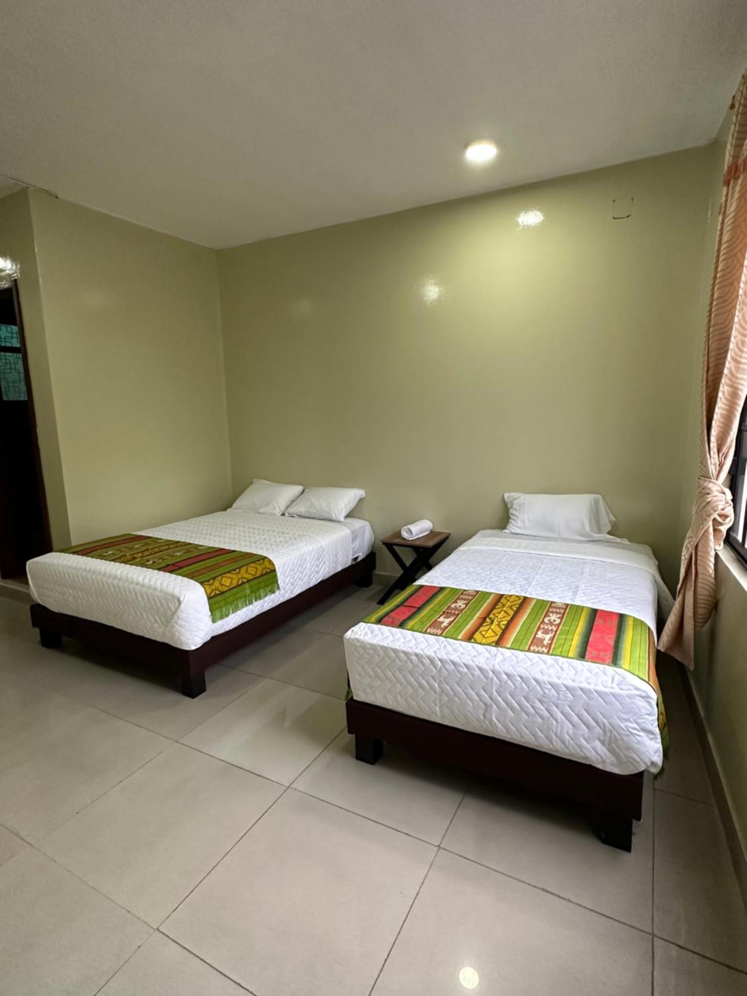 Hostal Marin Central كويتو المظهر الخارجي الصورة